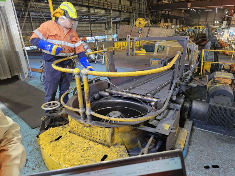 Field trip to Infrabuild's Newcastle Rod Mill » Australian Cobotics